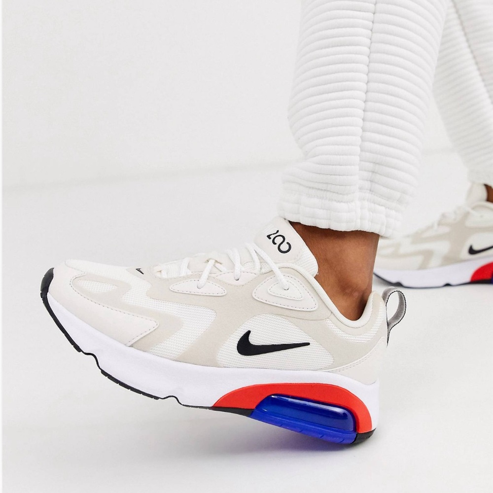 Nike cream Air Max 200 sneakers size 7.5